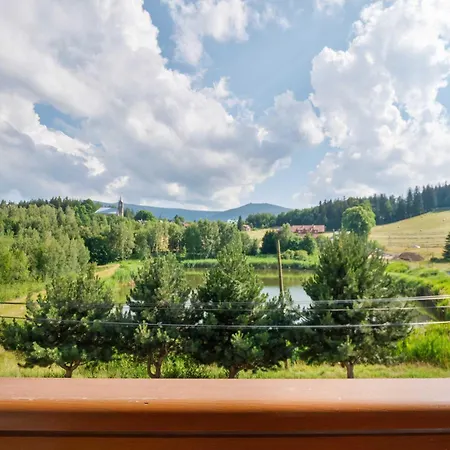 Blue And Beige With Mountain View And Parking By Renters Apartament Szklarska Poręba